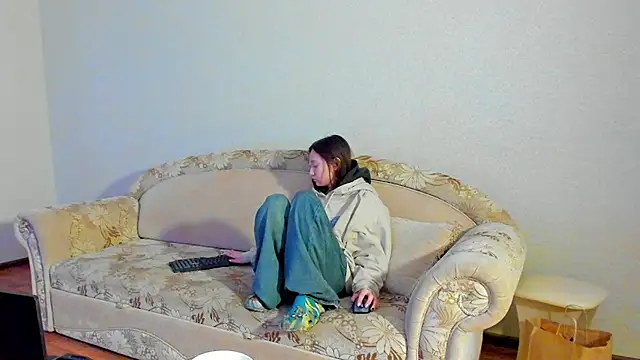 Snapshot of EllaSky_xoxo chatting on March 2025 04:59:02 PM EllaSky xoxo online show from March 2025 04:59:02 PM