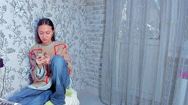 Snapshot of EllaSky_xoxo chatting on December 2025 08:25:01 PM EllaSky xoxo online show from December 2025 08:25:01 PM