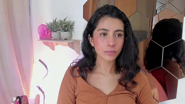 Alyssa jones online show from February 2026 02:15:02 PM