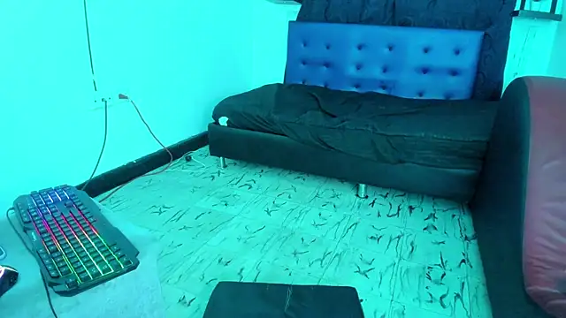 Camila TransGirl online show from March 2025 04:07:02 AM