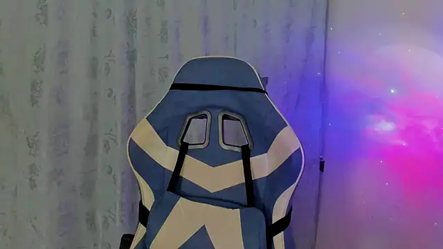 Camila TransGirl online show from December 2025 04:25:01 PM