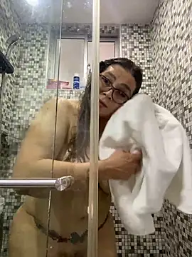 AntonellaAlondra4 online show from January 2025 06:41:02 PM