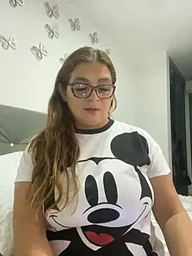 AntonellaAlondra4 online show from January 2025 04:09:01 AM