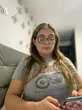 AntonellaAlondra4 online show from March 2025 01:58:01 AM