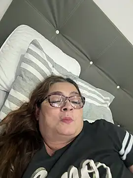 AntonellaAlondra4 online show from February 2026 03:00:02 AM