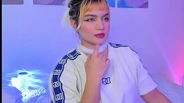 Pretty  zoe online show from March 2025 08:54:01 PM