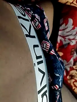 Snapshot of its_yonish chatting on January 2025 09:23:02 AM its yonish online show from January 2025 09:23:02 AM