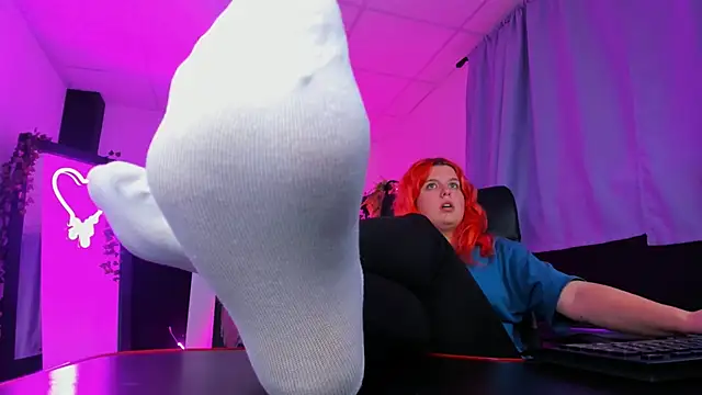 NielletaBlossom online show from December 2024 02:51:01 PM