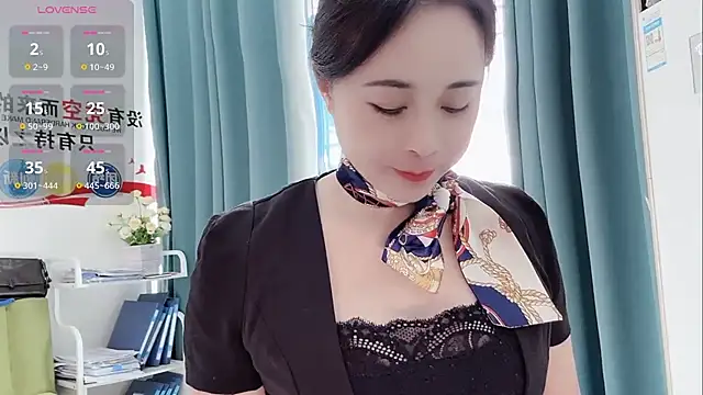 Snapshot of Qwi-V1 chatting on September 2025 02:22:01 AM Qwi-V1 online show from September 2025 02:22:01 AM