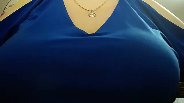 Lady Boom Wild  online show from December 2024 01:21:01 PM