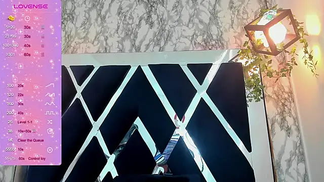 Violet m online show from December 2024 08:42:01 PM