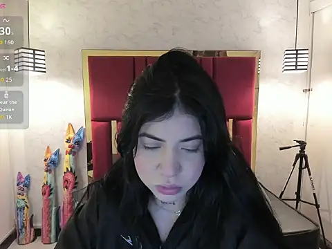 Violet m online show from October 2025 11:53:02 AM