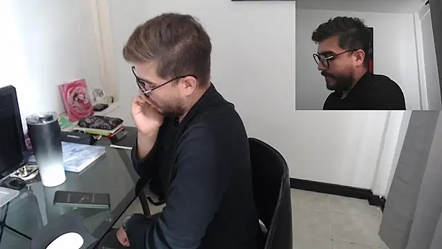 Snapshot of Dylanwish chatting on December 2024 01:49:01 PM Dylanwish online show from December 2024 01:49:01 PM