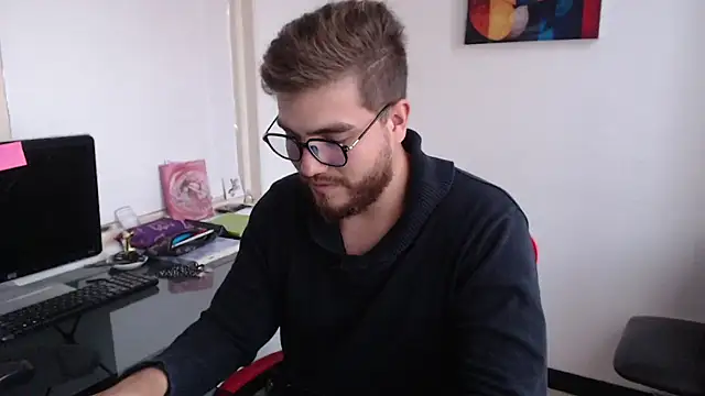 Snapshot of Dylanwish chatting on January 2025 10:51:02 PM Dylanwish online show from January 2025 10:51:02 PM