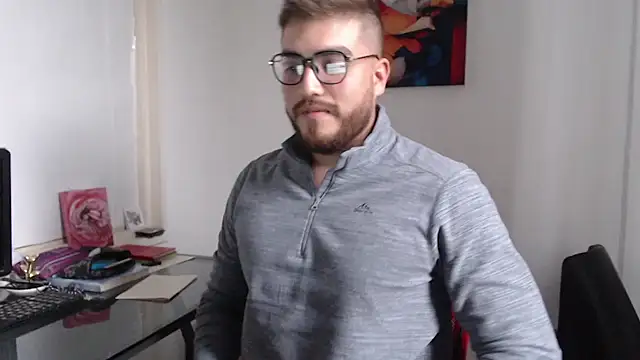 Snapshot of Dylanwish chatting on February 2025 10:10:02 PM Dylanwish online show from February 2025 10:10:02 PM