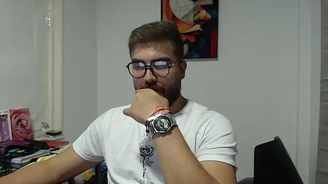 Snapshot of Dylanwish chatting on February 2025 11:11:02 PM Dylanwish online show from February 2025 11:11:02 PM