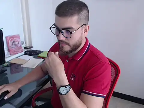 Snapshot of Dylanwish chatting on September 2025 08:43:01 PM Dylanwish online show from September 2025 08:43:01 PM