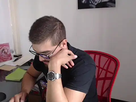 Snapshot of Dylanwish chatting on October 2025 07:55:01 PM Dylanwish online show from October 2025 07:55:01 PM