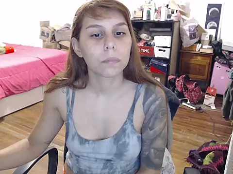 Snapshot of bunnylolaa4 chatting on March 2025 02:04:02 AM bunnylolaa4 online show from March 2025 02:04:02 AM