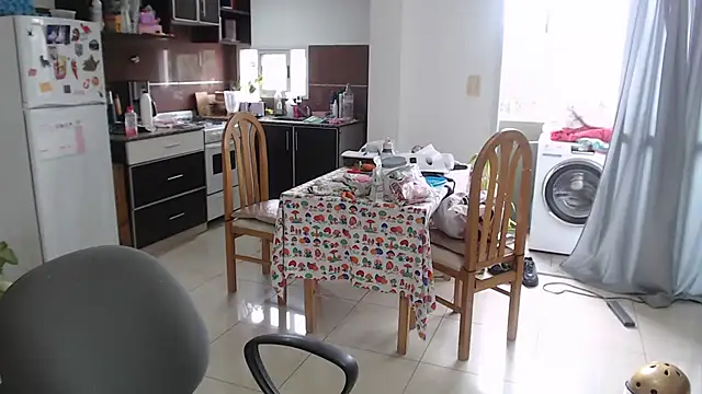 Snapshot of bunnylolaa4 chatting on April 2026 11:52:01 AM bunnylolaa4 online show from April 2026 11:52:01 AM