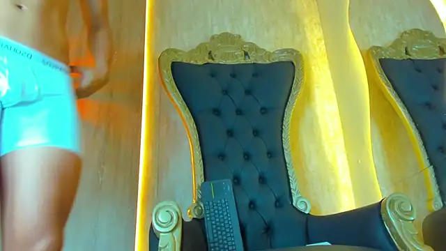 thaddeus king online show from March 2025 04:24:02 AM