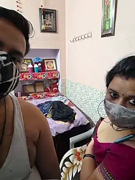 Snapshot of bobbyronak chatting on April 2026 06:23:01 PM bobbyronak online show from April 2026 06:23:01 PM