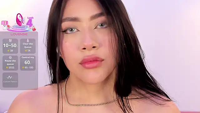 Snapshot of nicolle_pierce chatting on December 2025 11:12:02 PM nicolle pierce online show from December 2025 11:12:02 PM