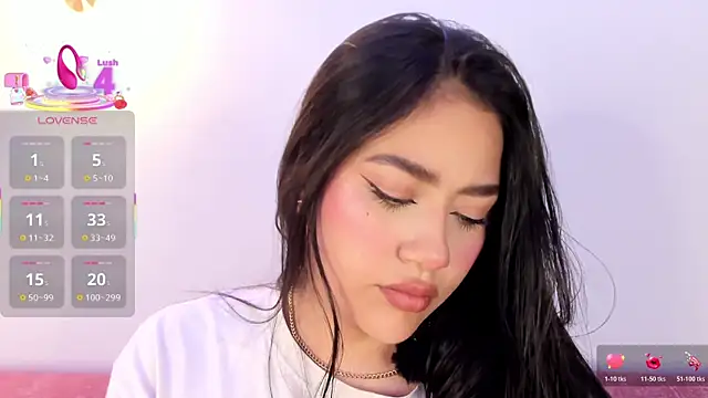 Snapshot of nicolle_pierce chatting on January 2026 02:08:01 PM nicolle pierce online show from January 2026 02:08:01 PM