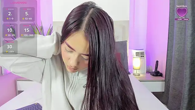 Snapshot of nicolle_pierce chatting on March 2026 10:04:01 AM nicolle pierce online show from March 2026 10:04:01 AM