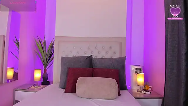 Snapshot of nicolle_pierce chatting on April 2026 10:20:02 AM nicolle pierce online show from April 2026 10:20:02 AM