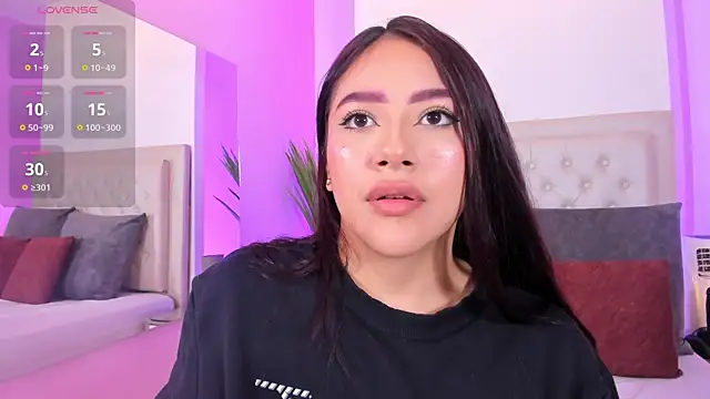 Snapshot of nicolle_pierce chatting on April 2026 02:51:02 PM nicolle pierce online show from April 2026 02:51:02 PM