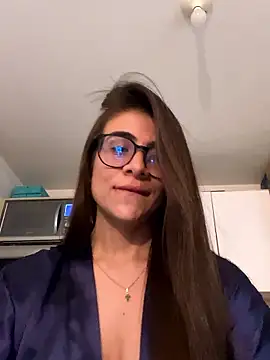 Snapshot of MariaIsabella8 chatting on March 2026 11:23:01 PM MariaIsabella8 online show from March 2026 11:23:01 PM