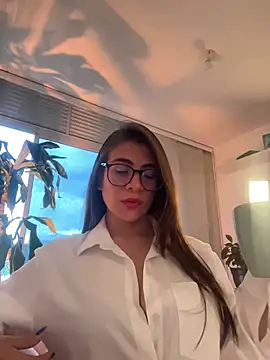 Snapshot of MariaIsabella8 chatting on May 2026 10:38:01 PM MariaIsabella8 online show from May 2026 10:38:01 PM
