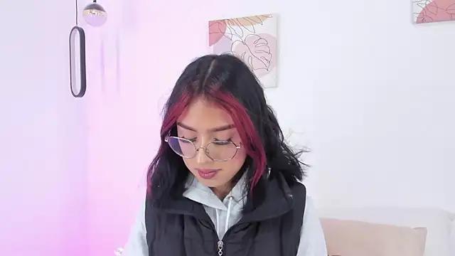 samantha  fairy online show from December 2024 02:16:02 PM