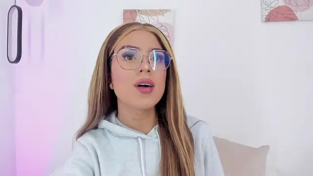 samantha  fairy online show from December 2024 01:14:01 PM