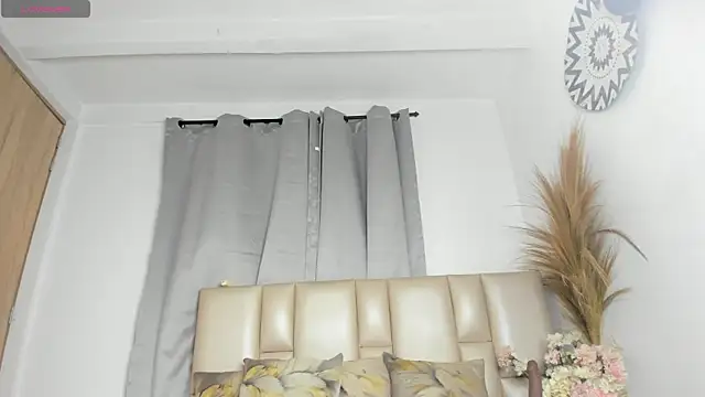 Soy Bella online show from December 2025 11:54:01 PM