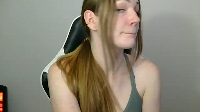 Snapshot of KLEOKILLS chatting on September 2025 05:05:02 PM KLEOKILLS online show from September 2025 05:05:02 PM