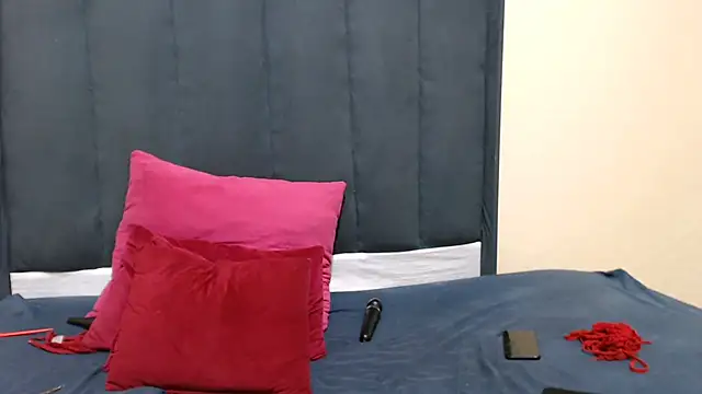 kittykhloe22 online show from February 2025 07:15:02 PM