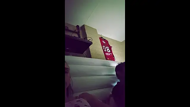 hornycouple6110 online show from October 2025 09:58:02 PM