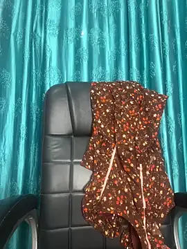 Snapshot of poision51 chatting on February 2026 05:17:01 AM poision51 online show from February 2026 05:17:01 AM