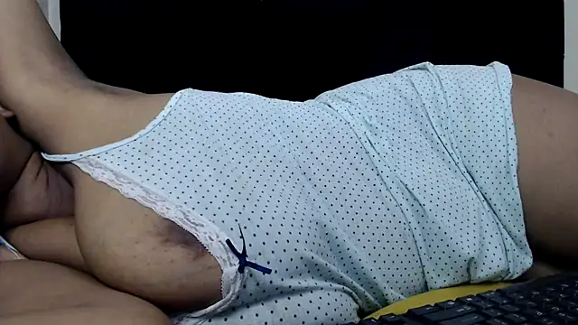 Busty-Londie online show from October 2025 09:01:01 PM