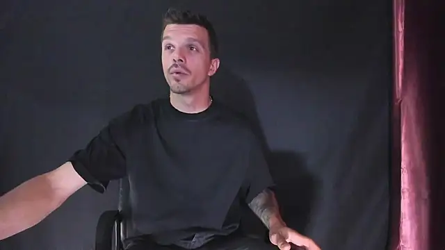 DonyBrown online show from April 2026 05:33:02 AM