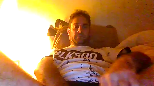 Snapshot of Vespa_Crabo chatting on December 2024 12:30:01 AM Vespa Crabo online show from December 2024 12:30:01 AM