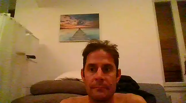 Snapshot of Vespa_Crabo chatting on February 2025 11:59:02 PM Vespa Crabo online show from February 2025 11:59:02 PM