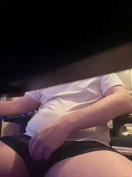 Snapshot of Lilian_701 chatting on March 2026 08:04:02 PM Lilian 701 online show from March 2026 08:04:02 PM