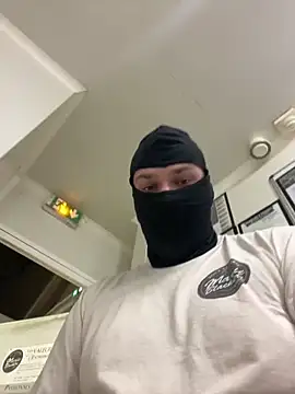 Snapshot of Lilian_701 chatting on April 2026 12:19:01 AM Lilian 701 online show from April 2026 12:19:01 AM