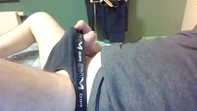 Snapshot of brtbrlss chatting on October 2025 01:56:01 PM brtbrlss online show from October 2025 01:56:01 PM