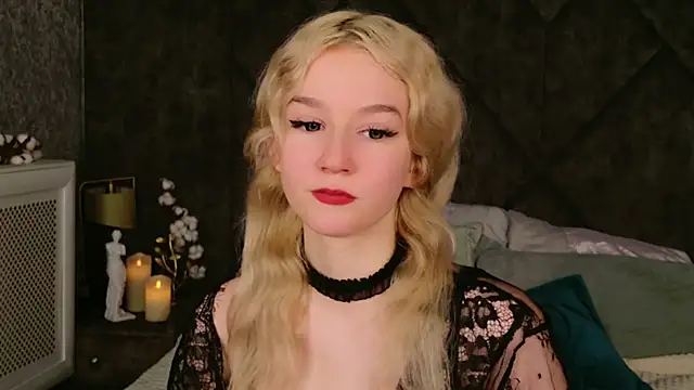 NaomiLoys online show from February 2025 03:23:01 AM