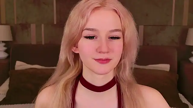 NaomiLoys online show from March 2025 09:58:01 PM