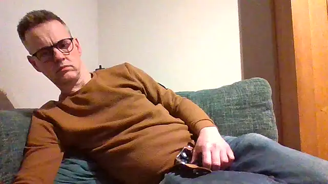 Snapshot of Hectorthyssen1 chatting on February 2025 10:33:01 PM Hectorthyssen1 online show from February 2025 10:33:01 PM